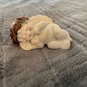 Dreamsicles dreaming cherub figurine signed cast art vintage 1991
